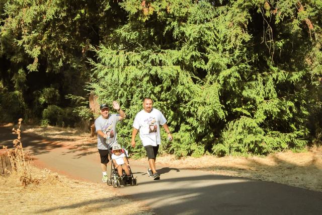 Walkers at the 2025 Walk for Jenn